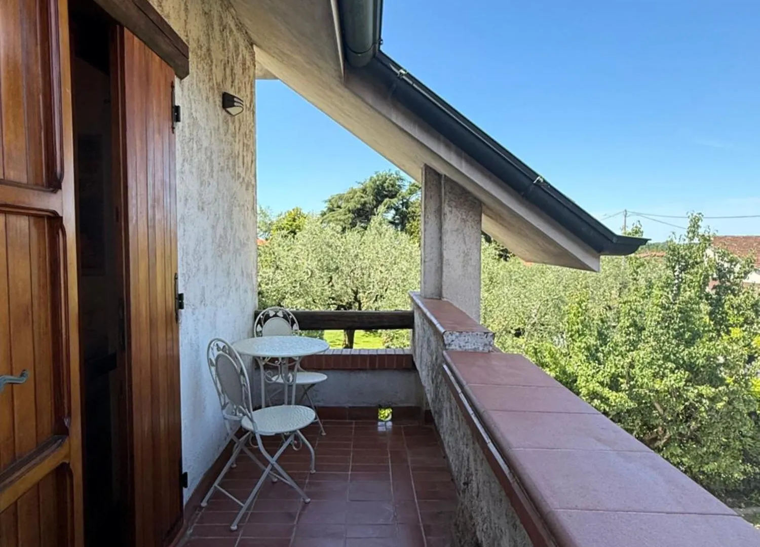 Emily House Daire Montignoso